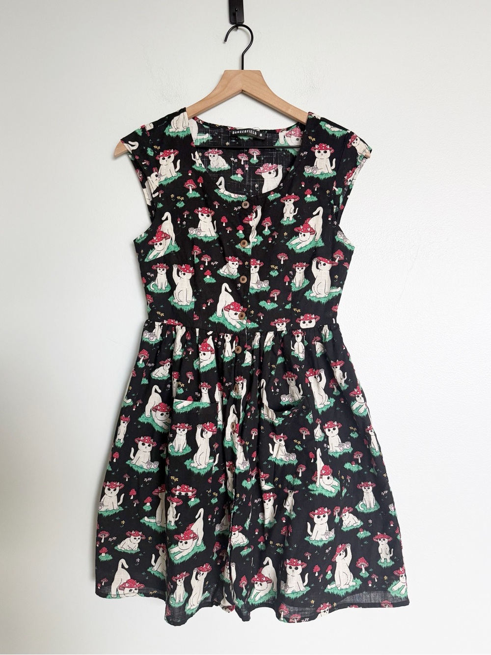 Dangerfield Kitsch Mushroom Cat Print Sleeveless Cotton Dress